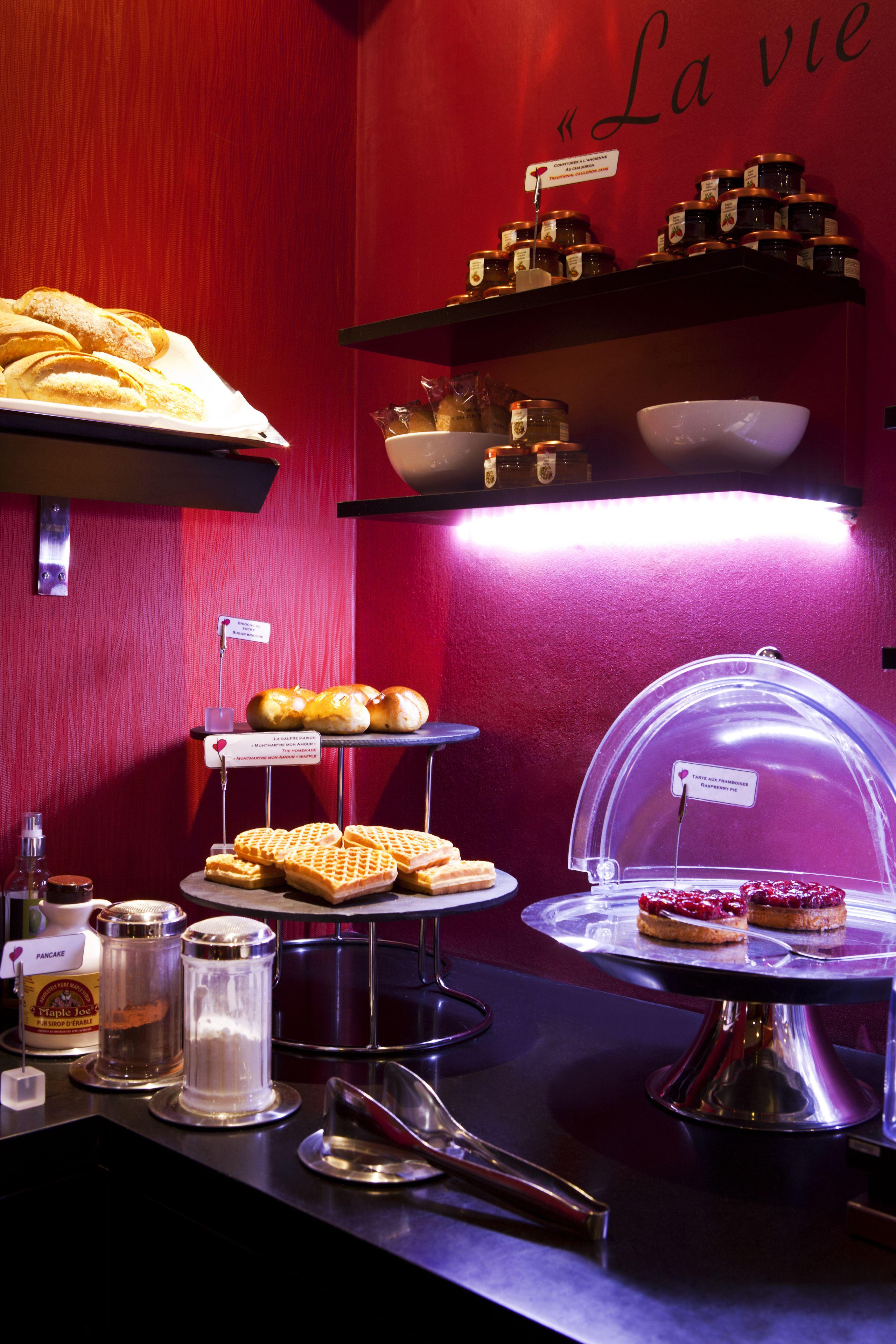 Hotel Montmartre Mon 4*