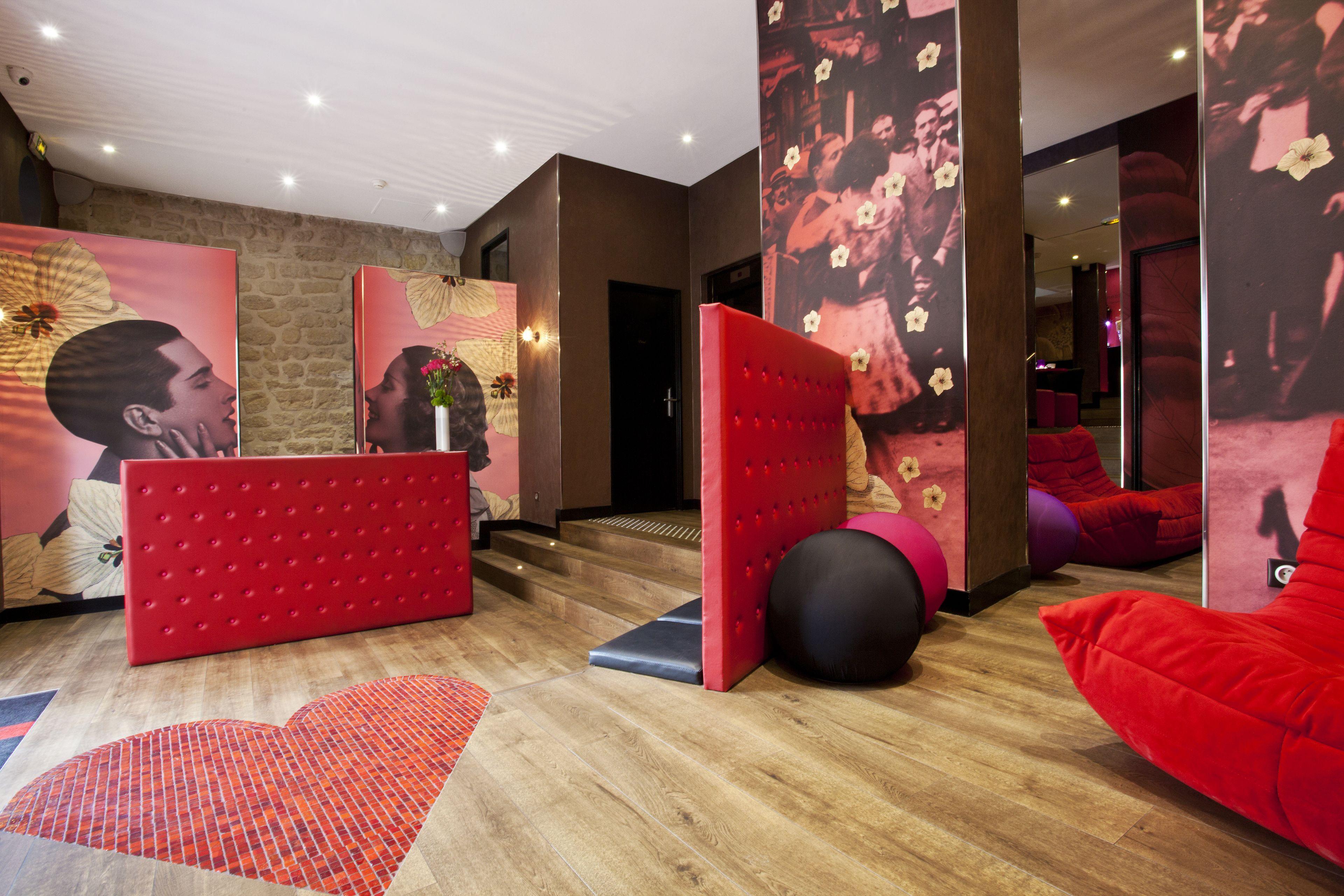 Hotel Montmartre Mon 4*